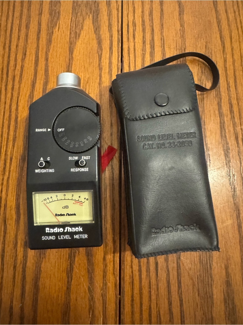 Radio Shack Sound Level Meter 33-2055 – Tested Working W/Case